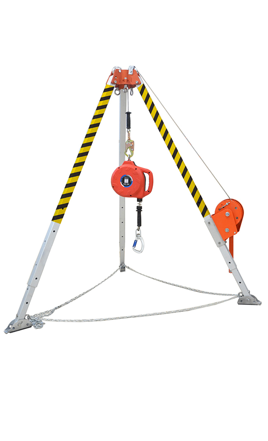 RESCUE TRIPOD WITH WINCH - 900015